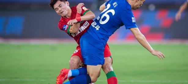 28圈-关于武汉三镇迎葡超关键赛，赛前临场应变，底气十足，年轻球员得到机会的信息