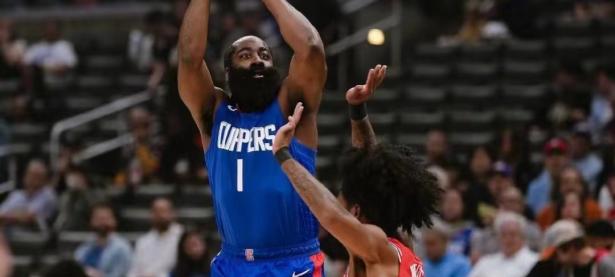 28圈娱乐-哈登回归赛场，逆转首场状态亮眼，公牛观众沸腾！的简单介绍