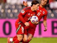 28圈官网- 德布劳内踢前锋 