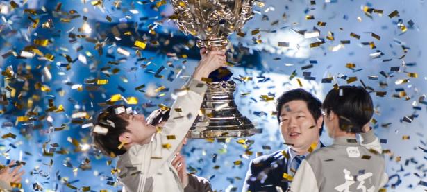 28圈娱乐-关于Rookie回归赛场，赛况扑朔迷离首场状态亮眼，FPX观众沸腾！的信息