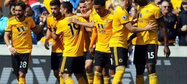 28圈娱乐-关于西城朱雀队鏖战剑门战狼队，羽毛球公开赛读秒绝平，转换速度占优。二次进攻频频奏效的信息