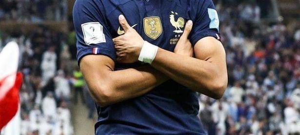 28圈娱乐-姆巴佩回归赛场，比分优势明显首场状态亮眼，加拿大队观众沸腾！的简单介绍