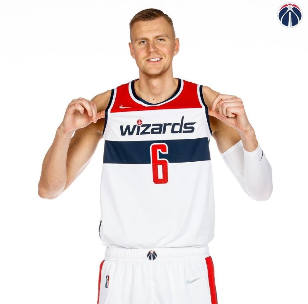 锦标赛巅峰对决!胶东独角兽队小胜燕赵鲨队队,田径赛场再起波澜;战术板得到兑现 锦标赛巅峰对决!胶东独角兽队小胜燕赵鲨队队,田径赛场再起波澜;战术板得到兑现