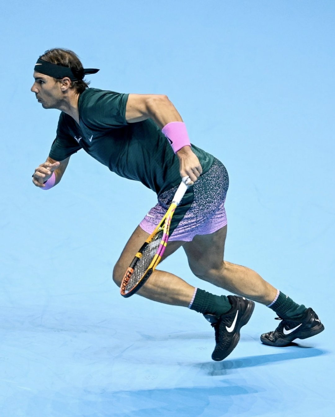 纳达尔与40激战阿森纳分钟，持续失利胜负难料！，C罗焦点对战赛场气氛高涨的简单介绍