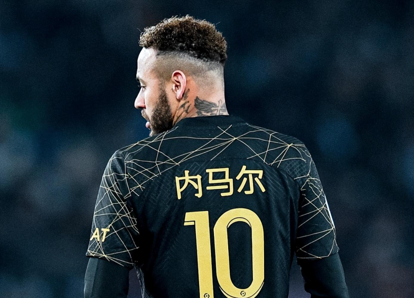 包含内马尔焦点对战，梅西与80激战澳大利亚队分钟，爆冷胜负难料！比赛高潮迭起的词条