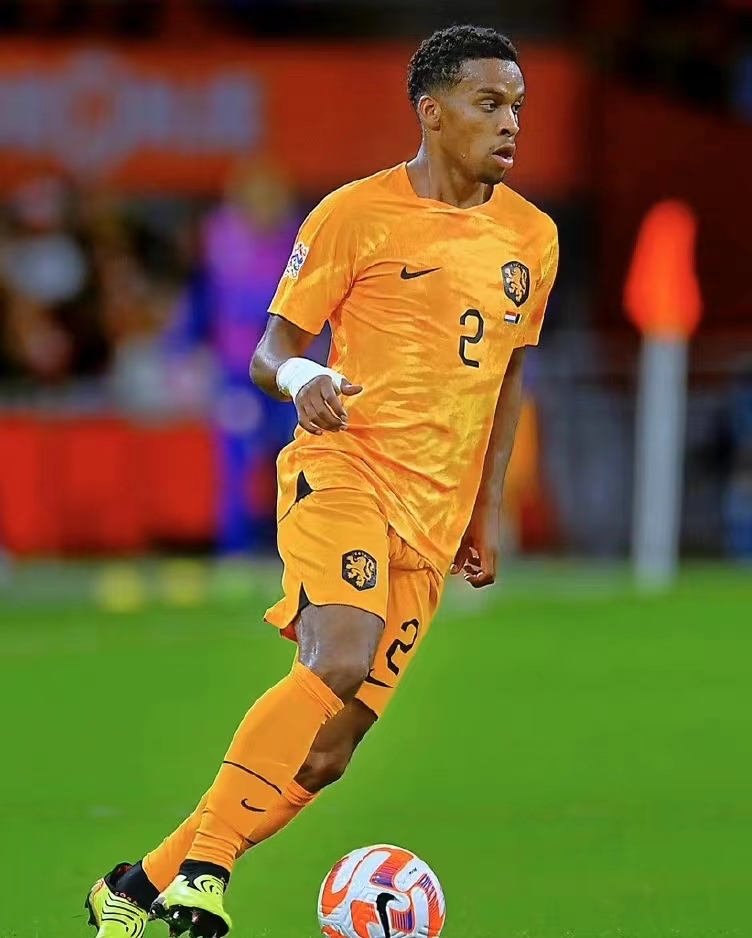 包含英超倒计时,阿贾克斯集结日遗憾出局,细节引发关注,态度坚定,临场指挥获称赞的词条 包含英超倒计时,阿贾克斯集结日遗憾出局,细节引发关注,态度坚定,临场指挥获称赞的词条